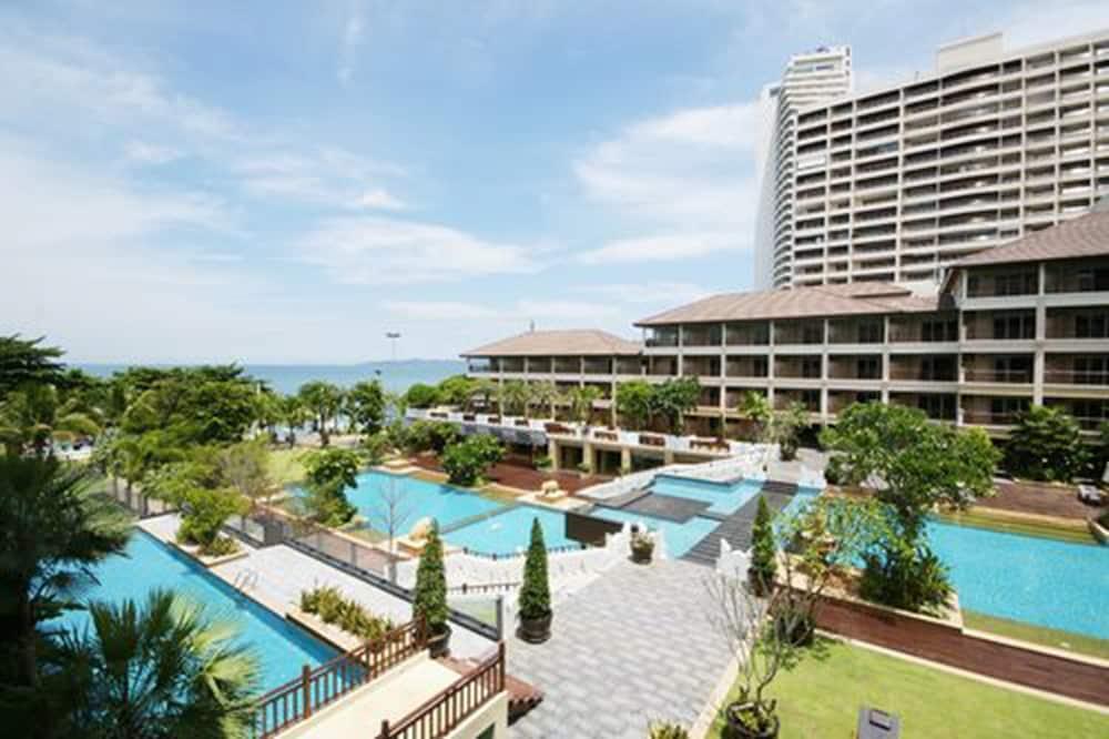 The Heritage Pattaya Beach Resort-Sha Buitenkant foto