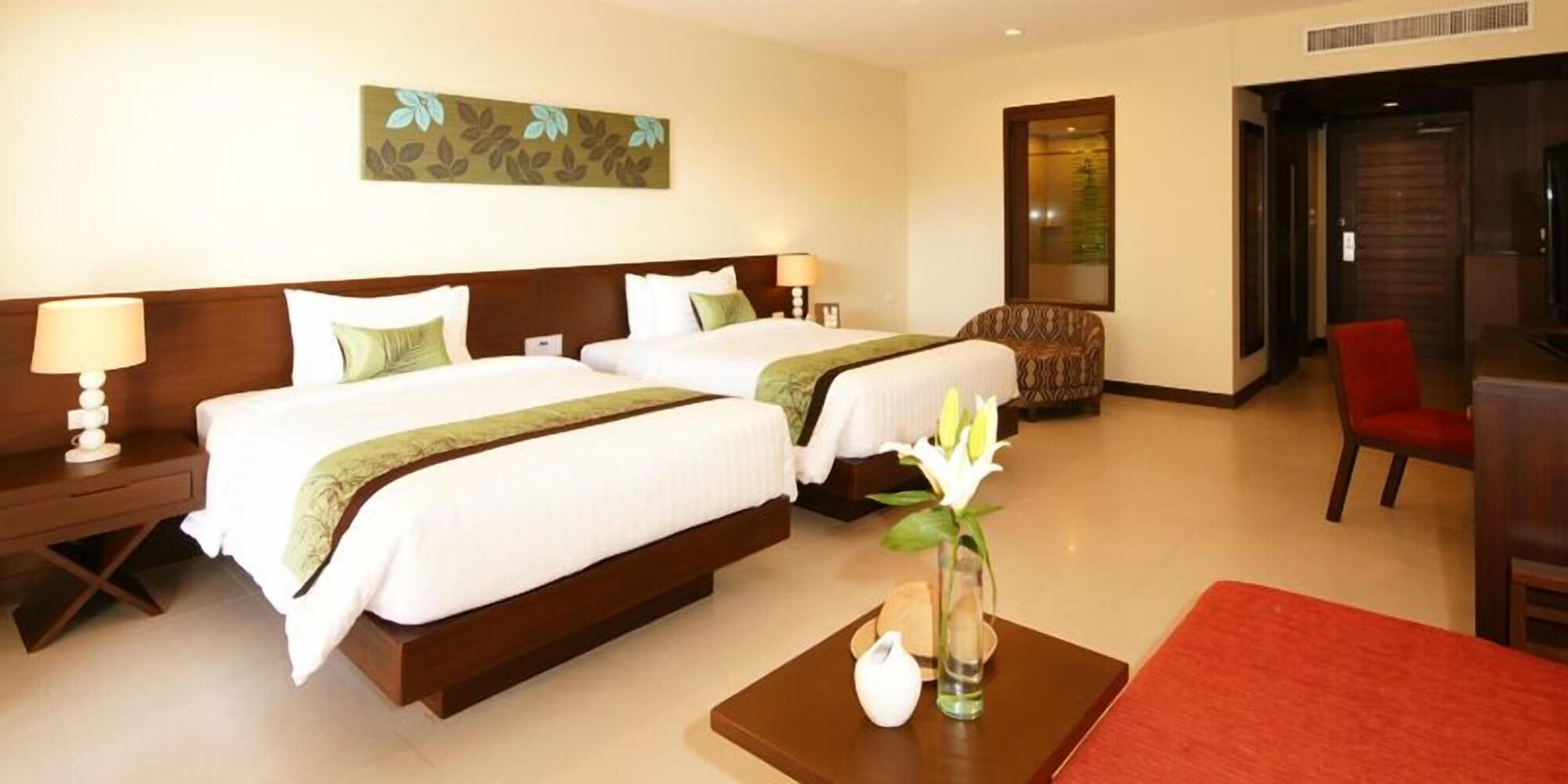 The Heritage Pattaya Beach Resort-Sha Buitenkant foto
