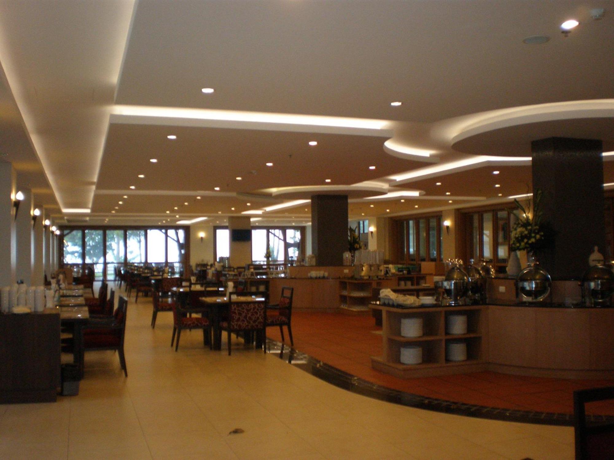 The Heritage Pattaya Beach Resort-Sha Buitenkant foto