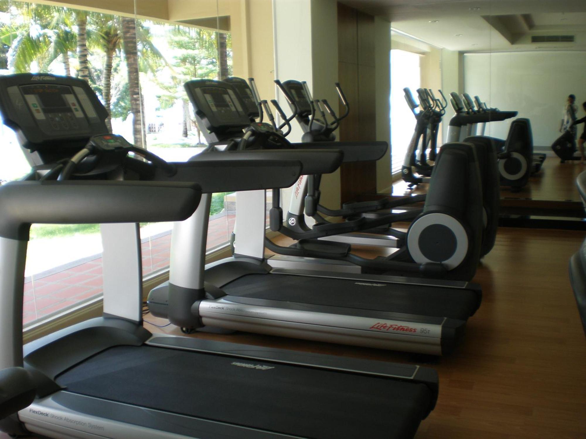 The Heritage Pattaya Beach Resort-Sha Buitenkant foto