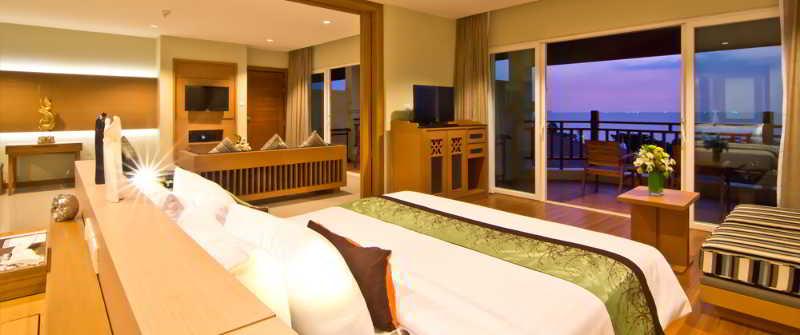 The Heritage Pattaya Beach Resort-Sha Buitenkant foto